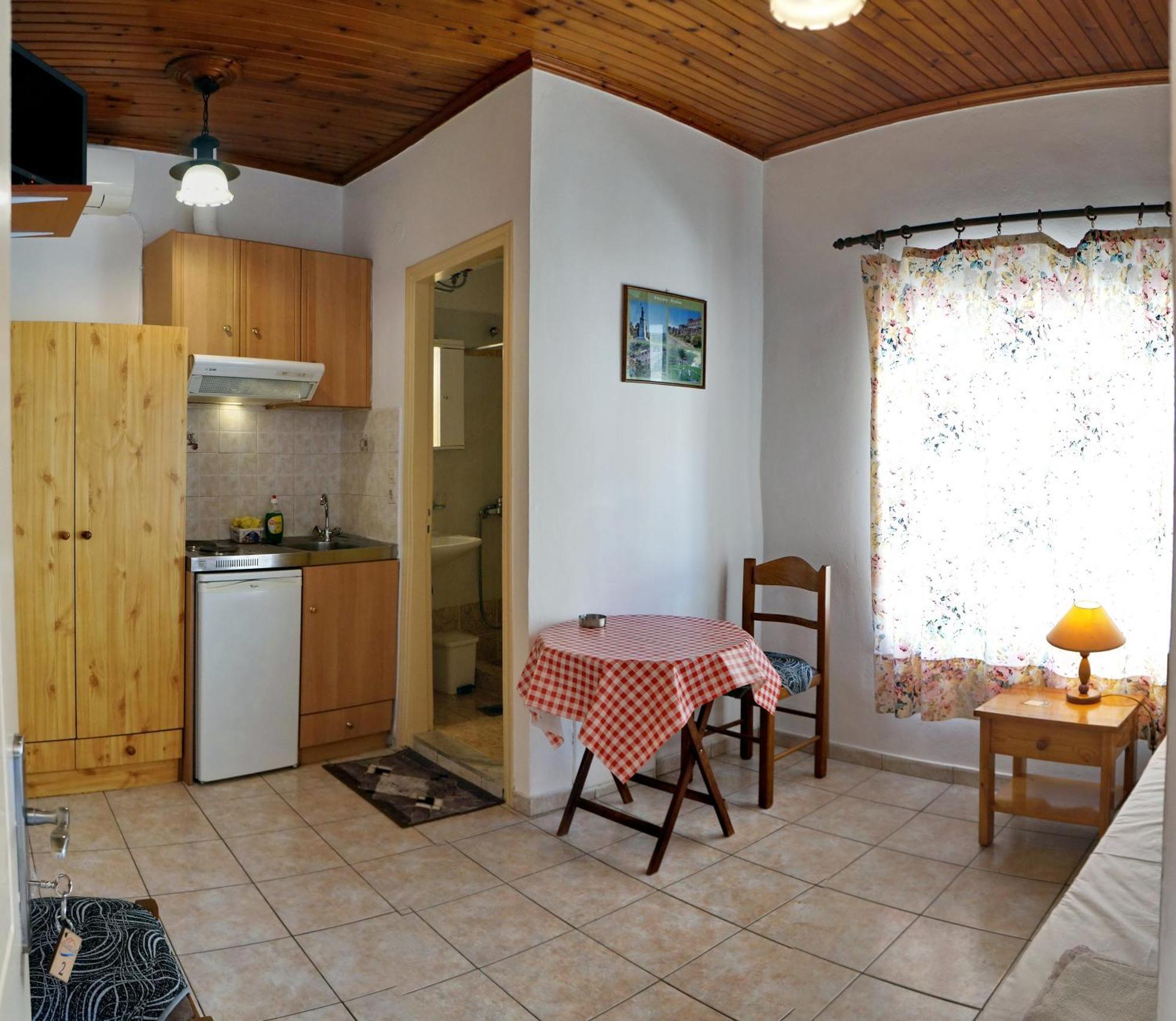 Angelos Rooms Митилини Экстерьер фото