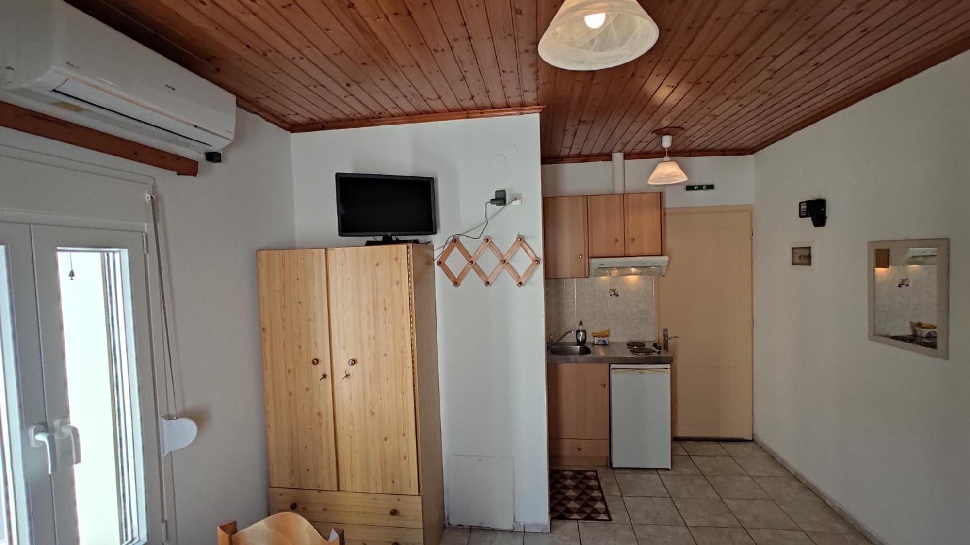 Angelos Rooms Митилини Экстерьер фото