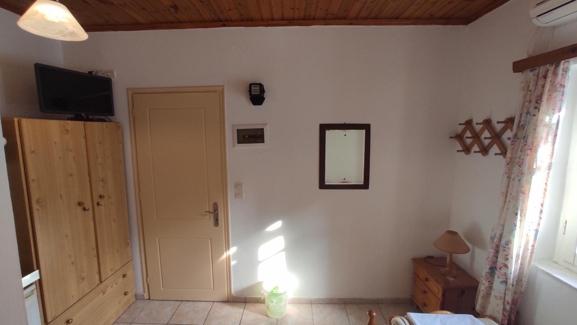 Angelos Rooms Митилини Экстерьер фото